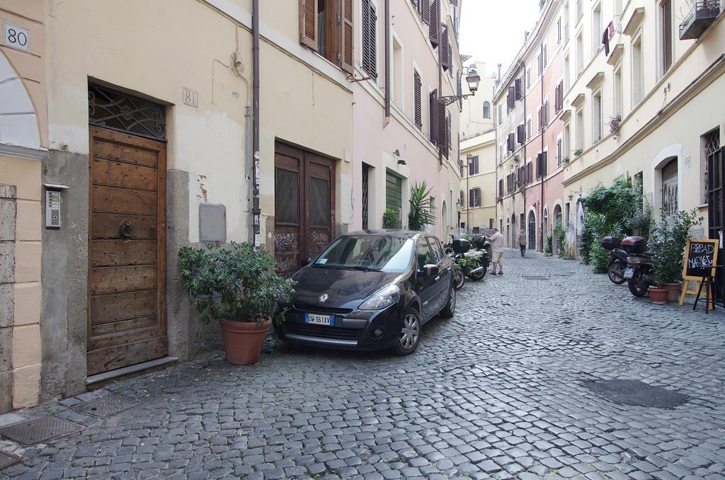 Apartmán Vacanze Romane Centro Storico Trastevere Pokoj fotografie