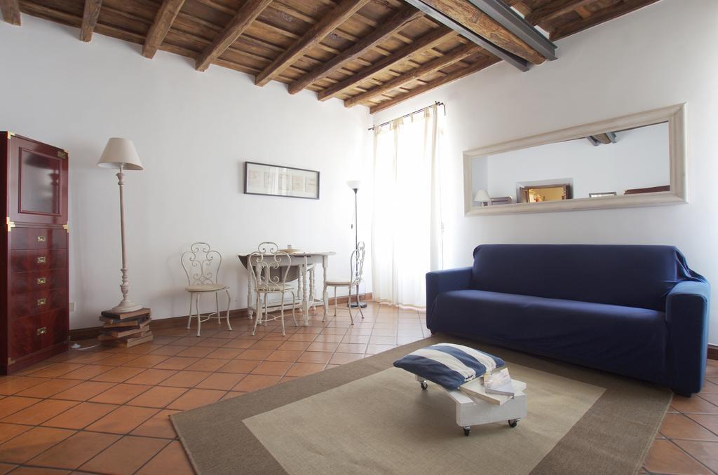 Apartmán Vacanze Romane Centro Storico Trastevere Pokoj fotografie