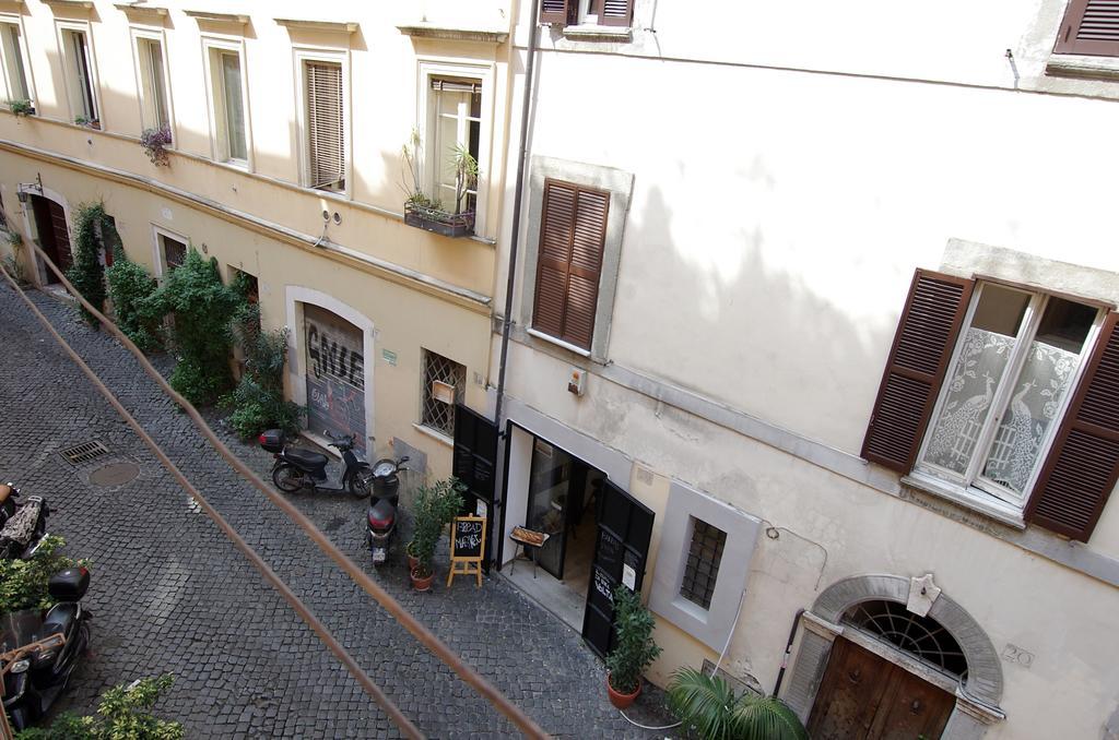 Apartmán Vacanze Romane Centro Storico Trastevere Pokoj fotografie