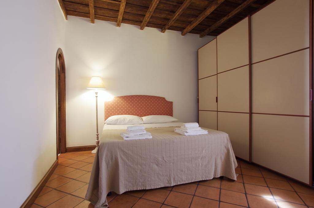 Apartmán Vacanze Romane Centro Storico Trastevere Pokoj fotografie