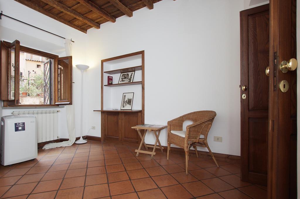 Apartmán Vacanze Romane Centro Storico Trastevere Pokoj fotografie